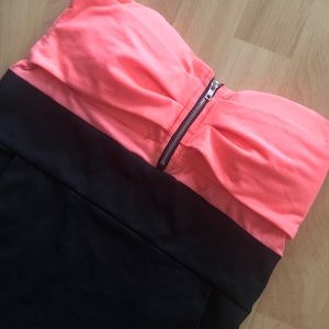 💖🎀🔥HOT PINK And Black Mini Dress With Pockets**